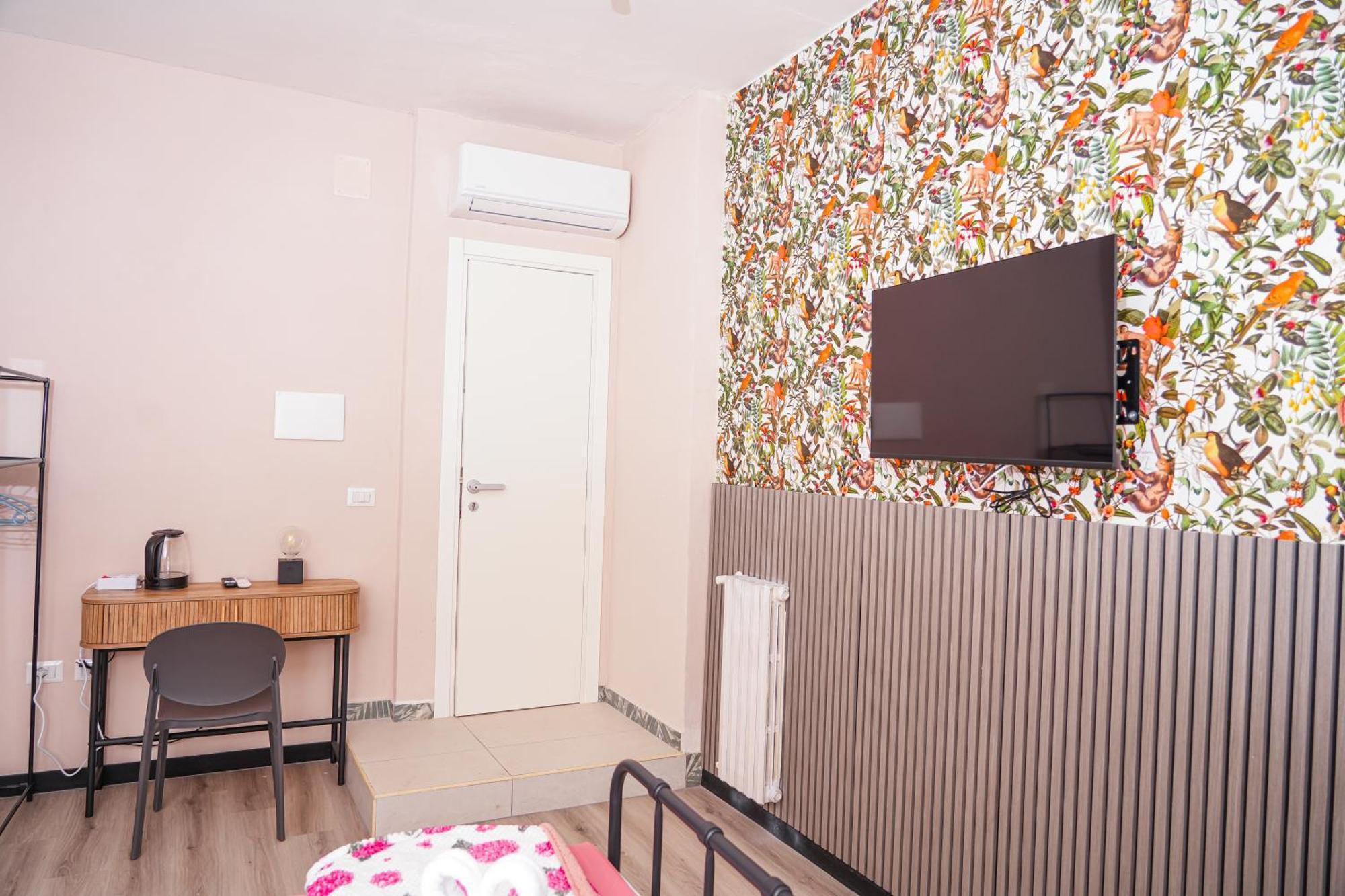 Flower Rooms Naples Exterior photo